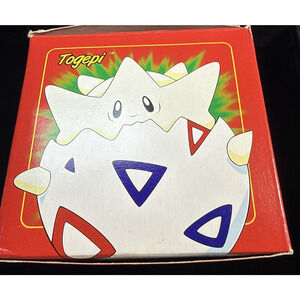 Pokémon Togepi 1999 23K Gold Plated Trading Card Original Packaging Red